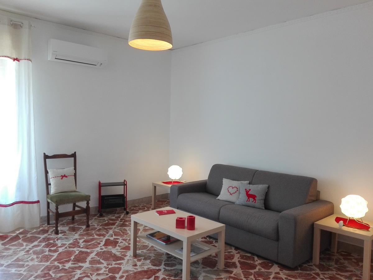 Casa Vacanze Demetra Apartment Bagheria Ngoại thất bức ảnh