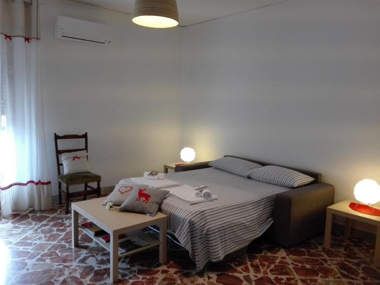 Casa Vacanze Demetra Apartment Bagheria Ngoại thất bức ảnh